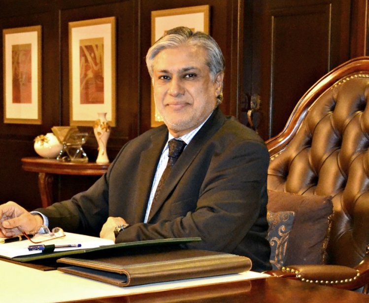 finance-minister-ishaq-dar-confident-of-bringing-dollar-below-200
