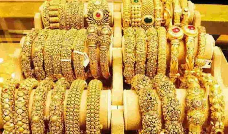 gold-price-up-by-rs450-per-tola-in-pakistan