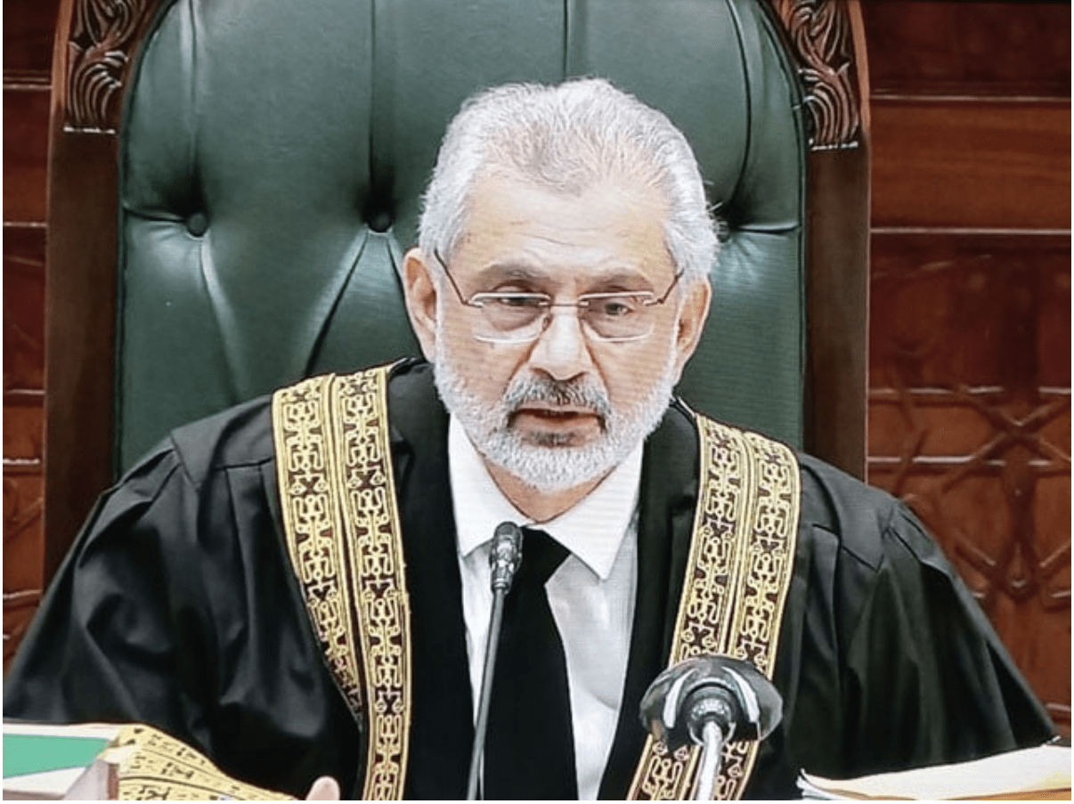 govt-institutes-paying-employees-for-doing-nothing-says-cjp