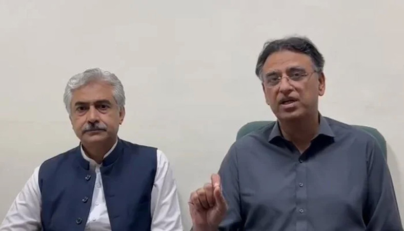 imran-khan-suspects-pm-shehbaz-sanaullah-senior-army-officer-behind-attack-says-asad-umar