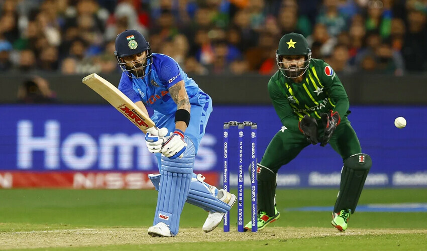 kohli-stars-as-india-sink-pakistan-in-t20-world-cup