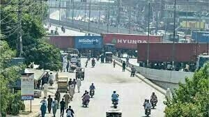 lahore-under-lockdown-roads-blocked-movement-restricted