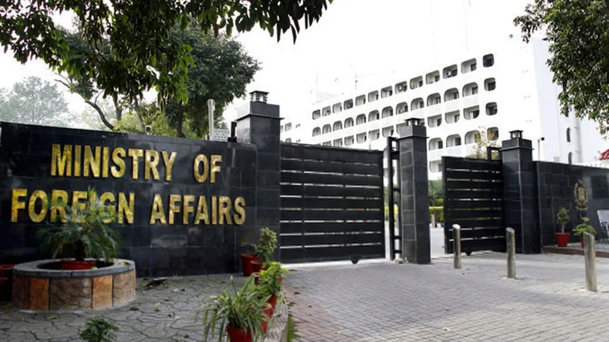 Pakistan condemns Indian defence minister's remarks on Kashmir