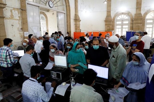 pakistan-records-3-582-new-covid-cases-tally-reaches-1-043-277