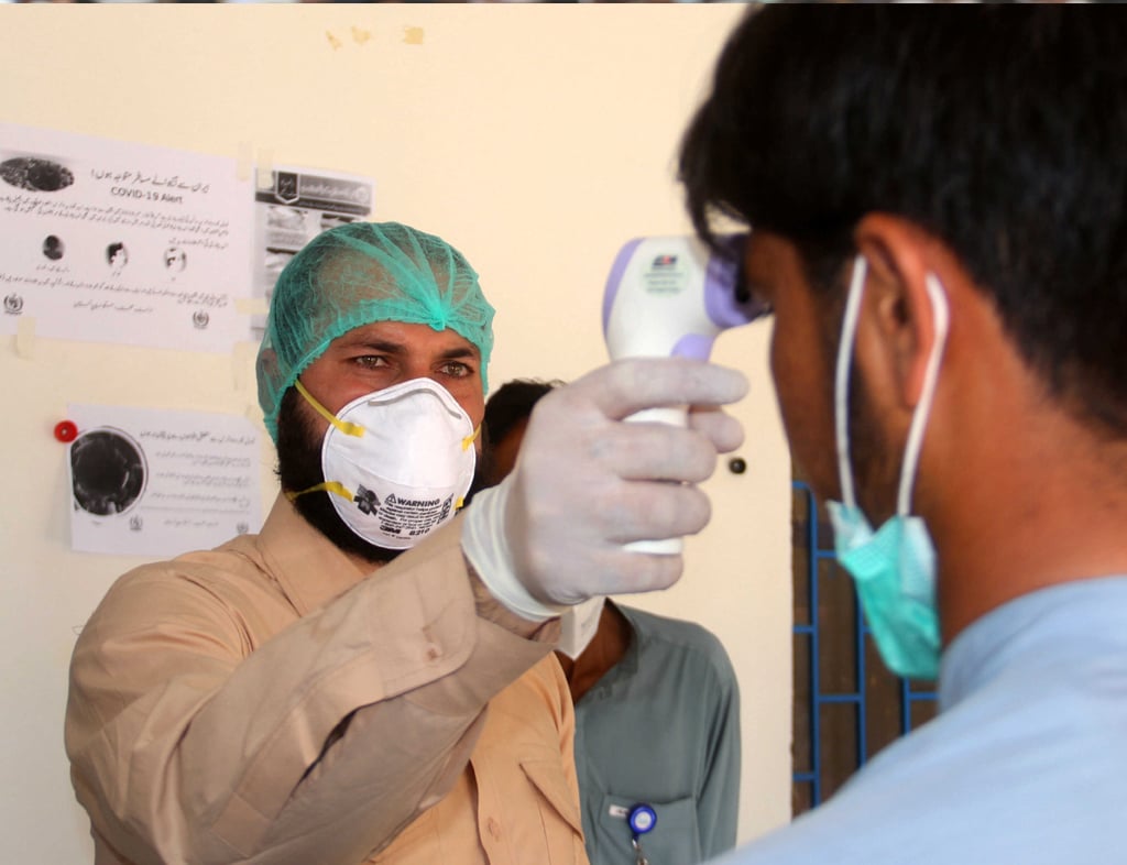 pakistan-reports-over-4700-cases-as-threat-of-delta-variant-looms-large