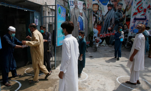 pakistan-s-covid-19-positivity-ratio-rises-to-7-36pc