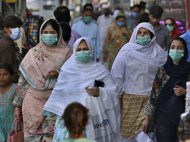 pakistan-sees-137-covid-related-deaths-5445-new-infections
