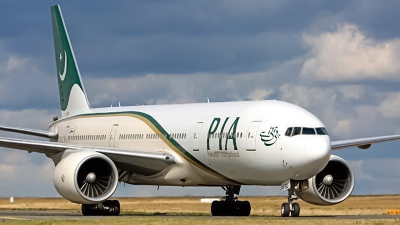 pia-resumes-uk-flights-after-5-year-ban-first-flight-departs-for-manchester-today
