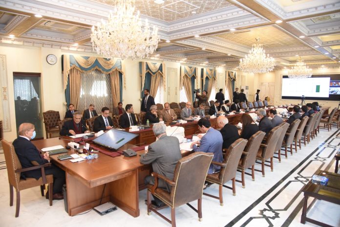 pm-emphasize-to-increase-it-exports-to-15bln-by-2025