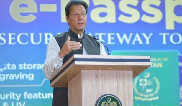 pm-imran-khan-to-unmask-written-evidence-of-foreign-conspiracy-for-senior-journalists-allies-today