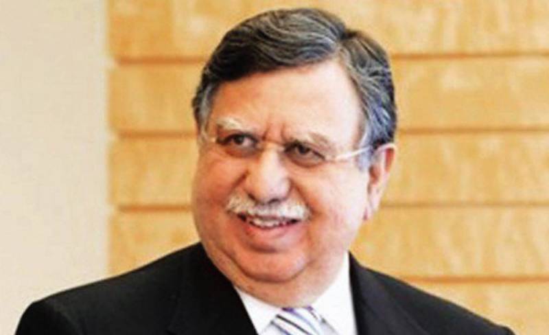 pm-reshuffles-cabinet-appoints-shaukat-tareen-new-finance-minister