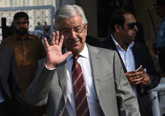 pti-led-government-can-collapse-any-time-says-khawaja-asif