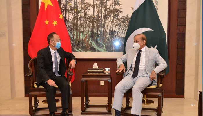 punjab-speed-chinese-envoy-praises-shehbaz-sharif-s-hard-work-as-cm