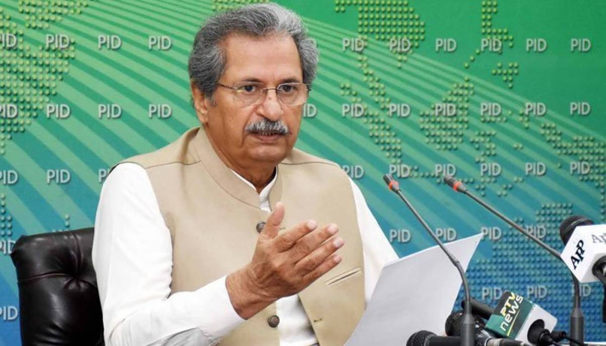 shafqat-mehmood-says-ncoc-to-discuss-poor-sop-compliance-outside-cambridge-exams-centres