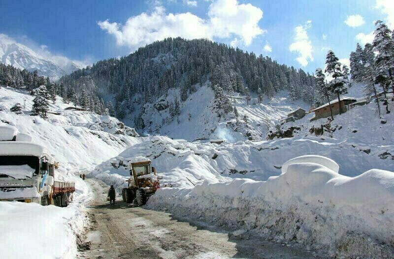 snowfall-rain-take-pause-in-azad-kashmir-after-two-days