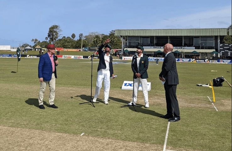 sri-lanka-win-toss-bat-against-pakistan-in-first-test