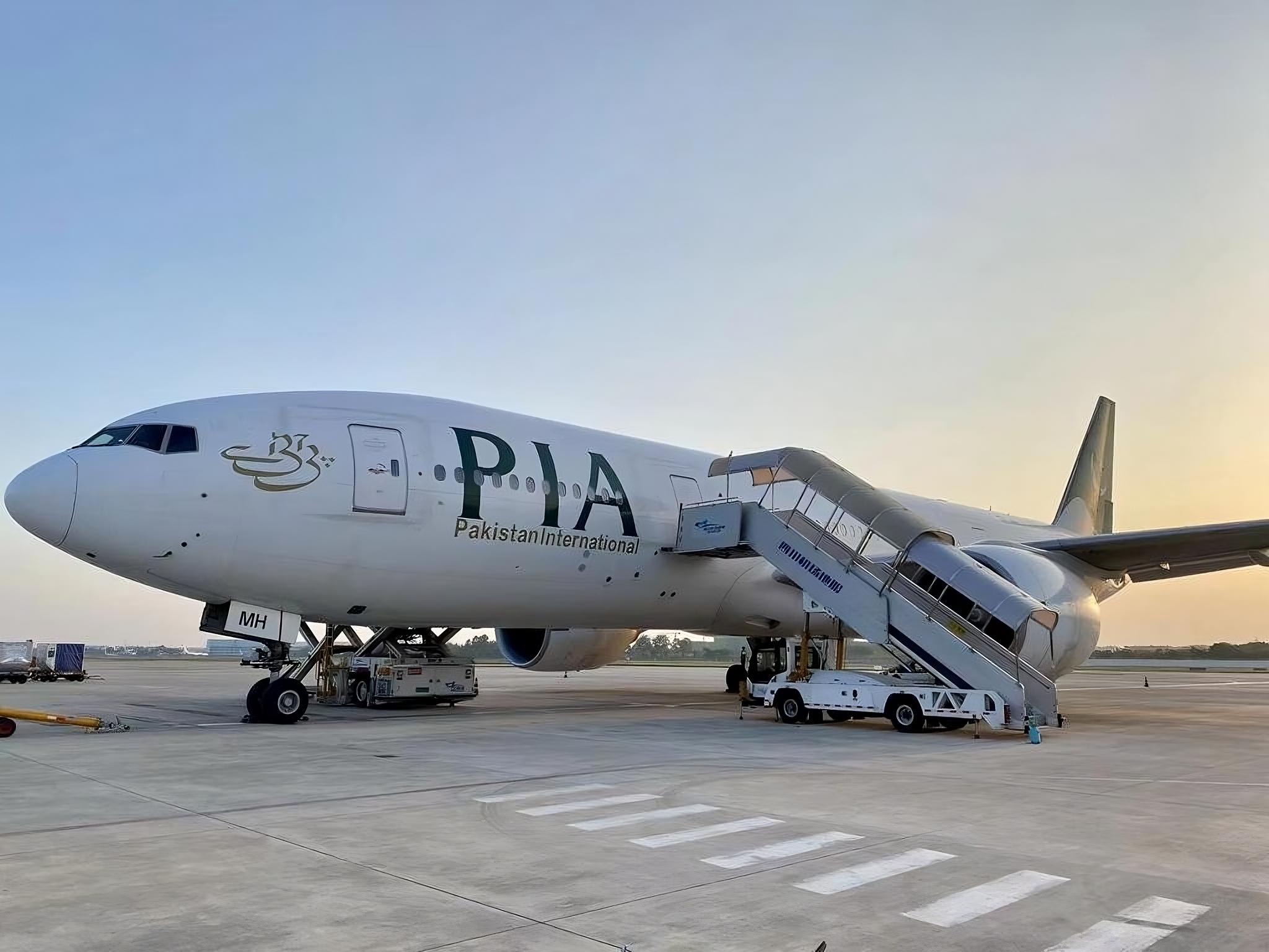 uk-grants-pia-cargo-license-after-passing-audit