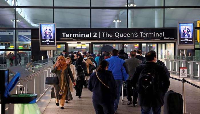 uk-removes-pakistan-from-travel-red-list