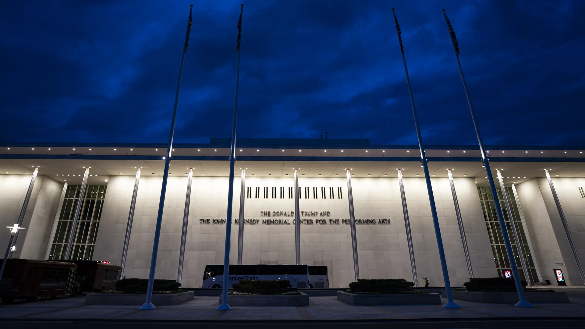 US Judge Orders Removal of Trump’s Name from Kennedy Center