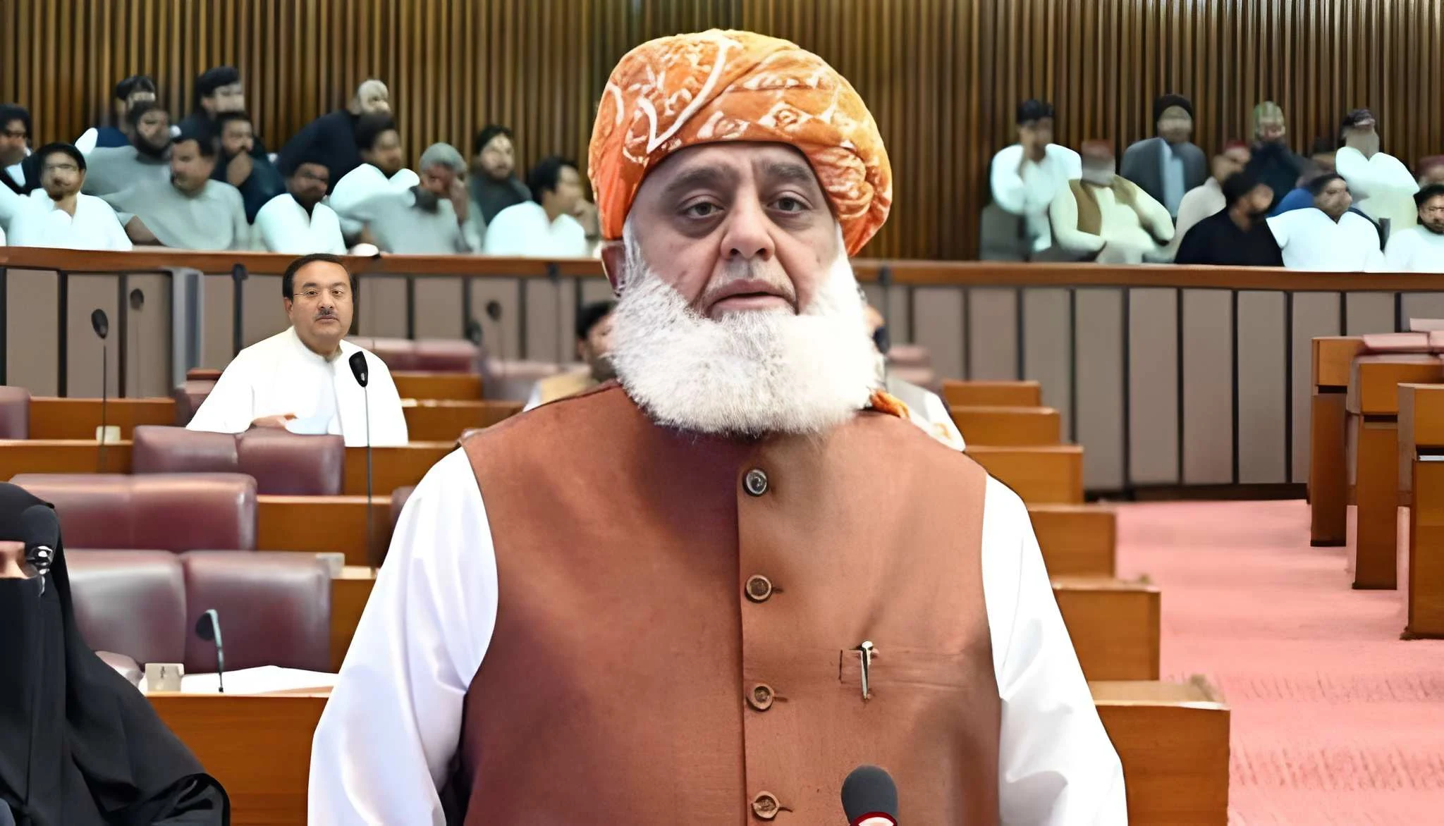 نئے صوبے بنیں گے تو اس کی کیا تیاری ہے؟ فضل الرحمان نے سوال اٹھا دیا