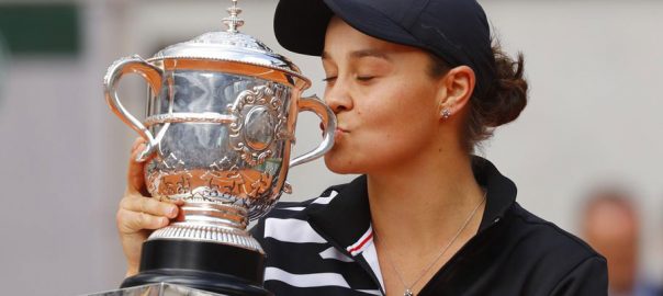 barty-party-underway-as-ashleigh-triumphs-in-paris