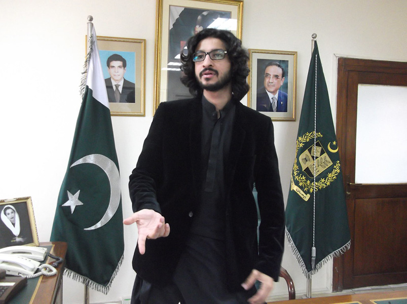 ds-punjab-mazari-s-powers-withdrawn-pa-session-to-be-held-on-april-16