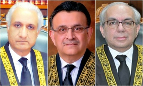 election-delay-case-govt-raises-objection-on-three-member-bench