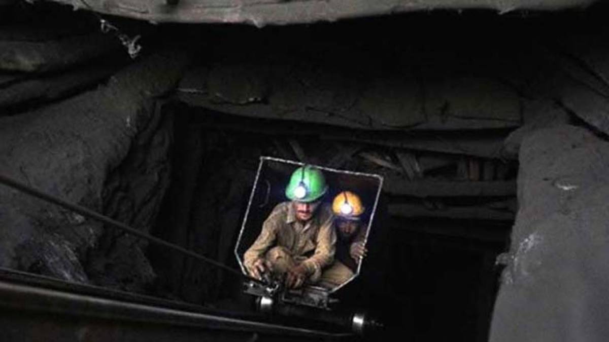 gas-blast-at-orakzai-coal-mine-kills-9-workers-4-hurt