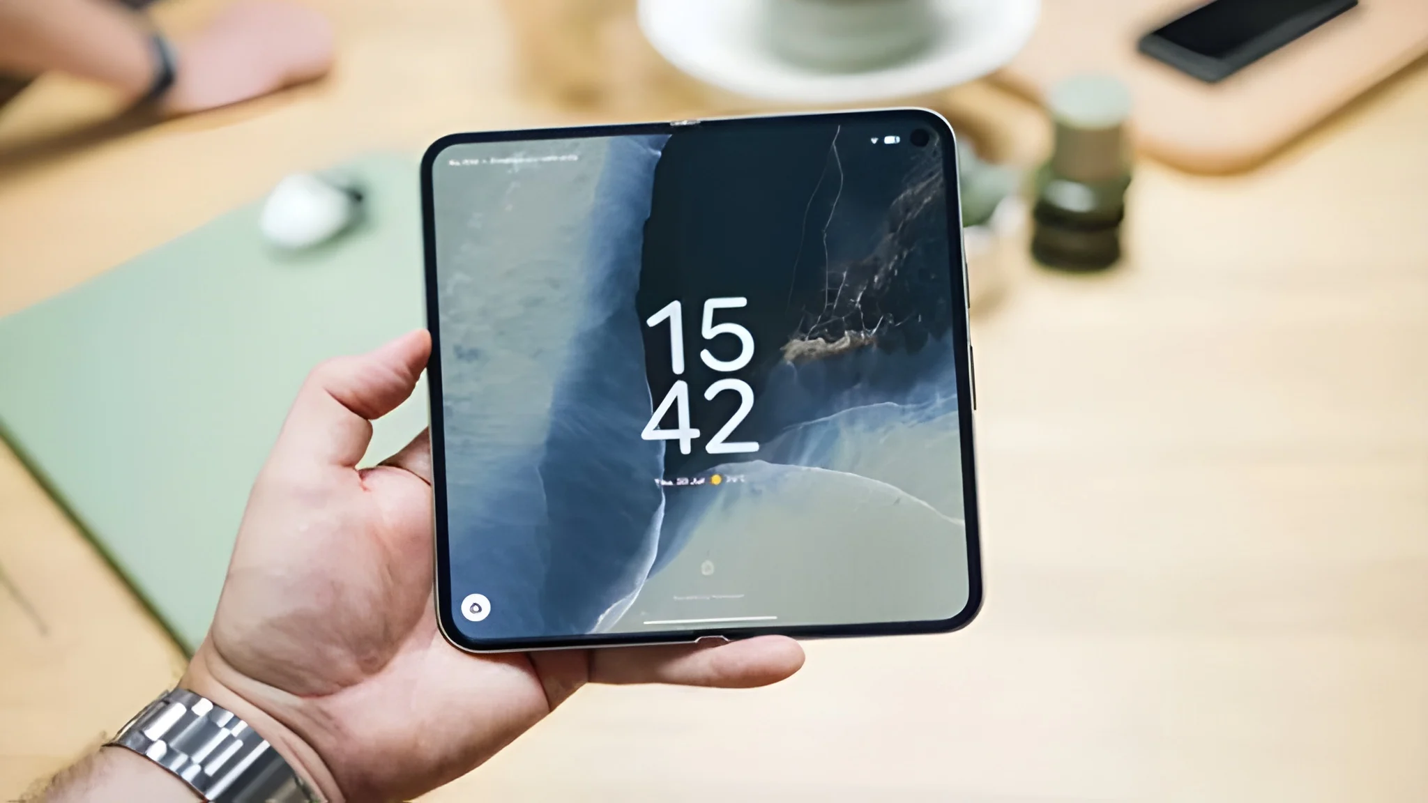 google-pixel-11-pro-fold-launches-with-tensor-g6-chip-and-slimmer-design