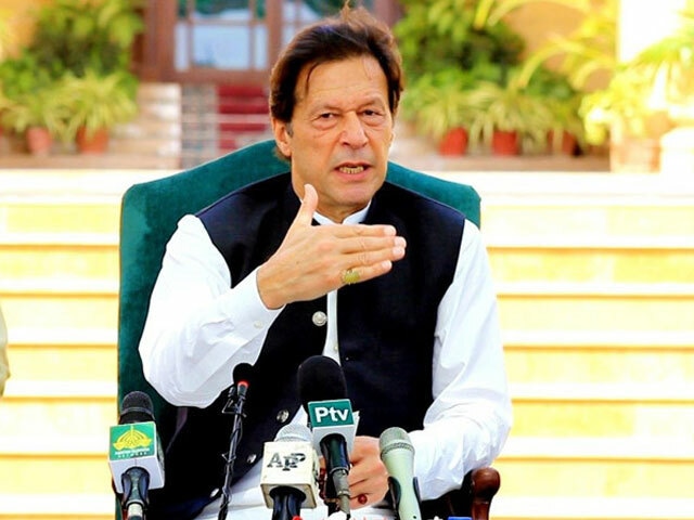 imran-khan-says-cabinet-of-criminals-decided-to-stop-long-march