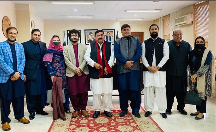 interior-minister-vows-to-equip-law-enforcement-agencies-in-sindh