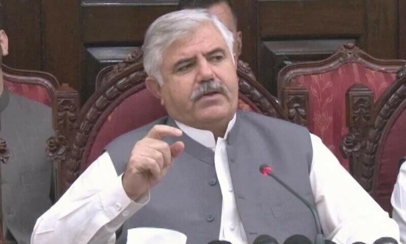 kp-chief-minister-expresses-fears-of-provincial-default