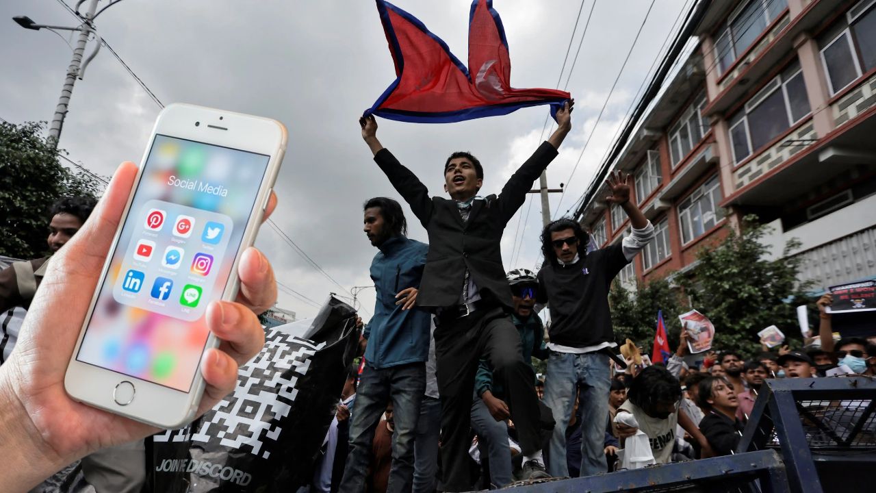 nepal-lifts-social-media-ban-after-protests-leave-19-dead