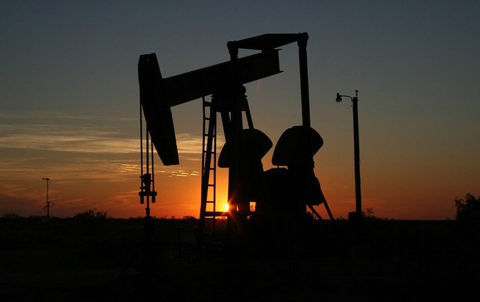 oil-prices-soar-1pc-as-tight-supply-outweighs-economic-worries