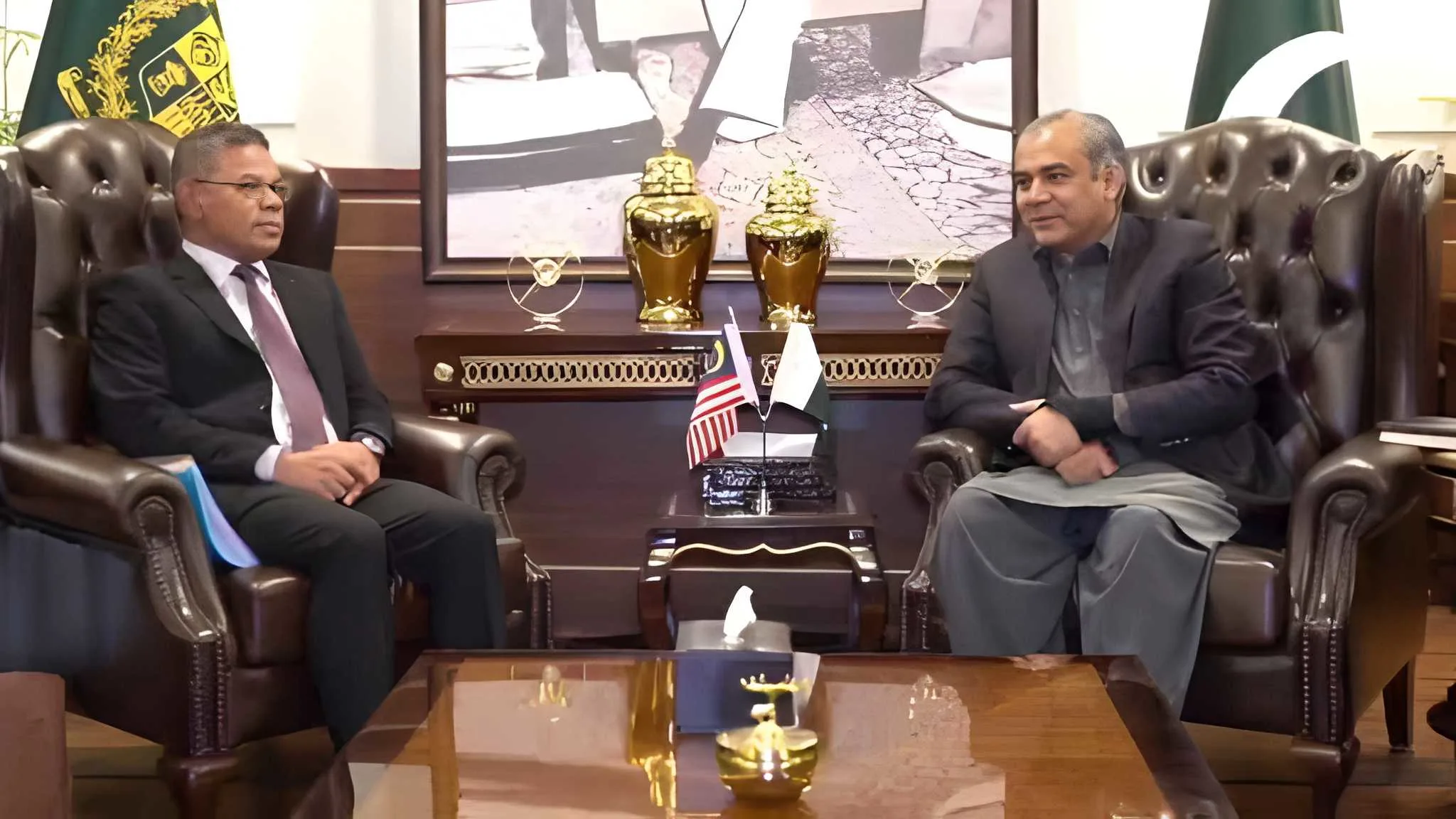 pakistan-malaysia-agree-to-strengthen-cooperation-against-terrorism-drug-trafficking