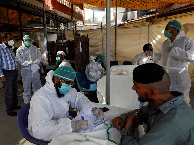 pakistan-registers-highest-covid-death-toll-in-a-single-day-since-june-last-year