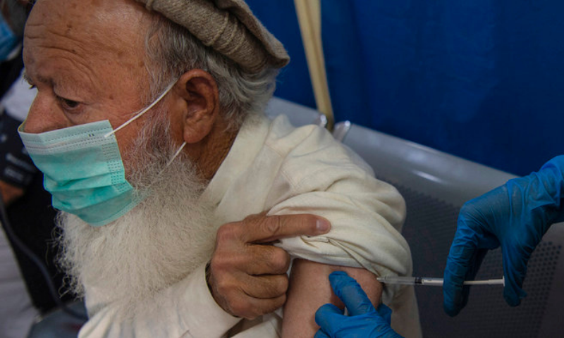 pakistan-reports-95-more-fatalities-as-covid-grips-country