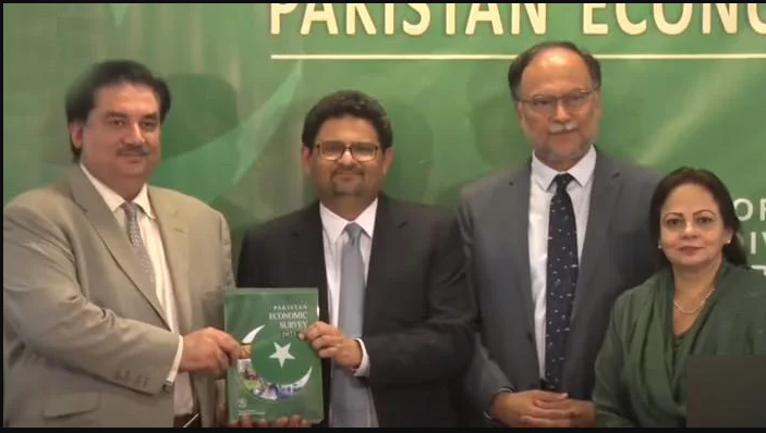 pakistan-shows-record-high-growth-of-5-97-in-fy22-says-miftah-ismail