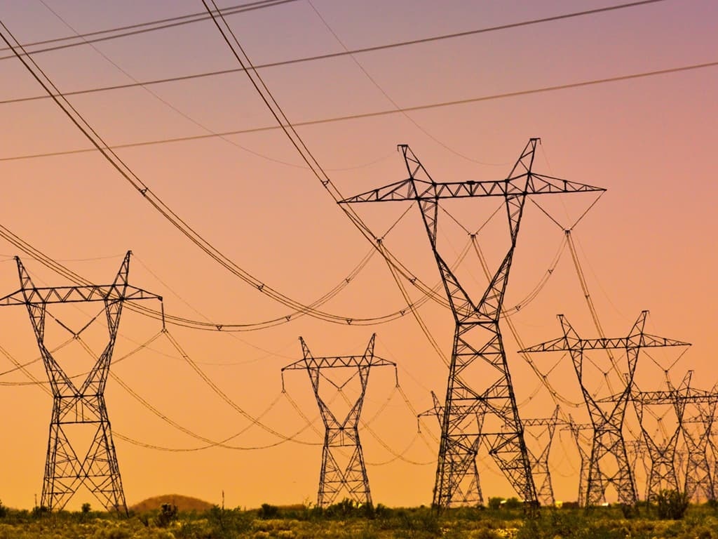 pakistan-will-buy-more-100mw-electricity-from-iran
