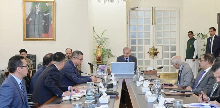 pm-says-pakistan-is-committed-to-a-sustainable-facilitybased-investment-framework