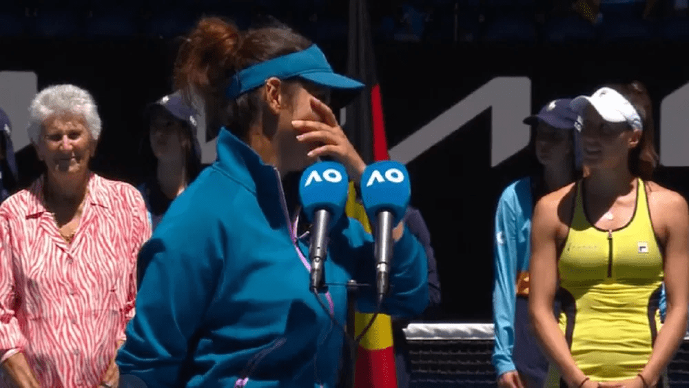 sania-mirza-with-tears-in-eyes-becomes-top-trend-on-twitter