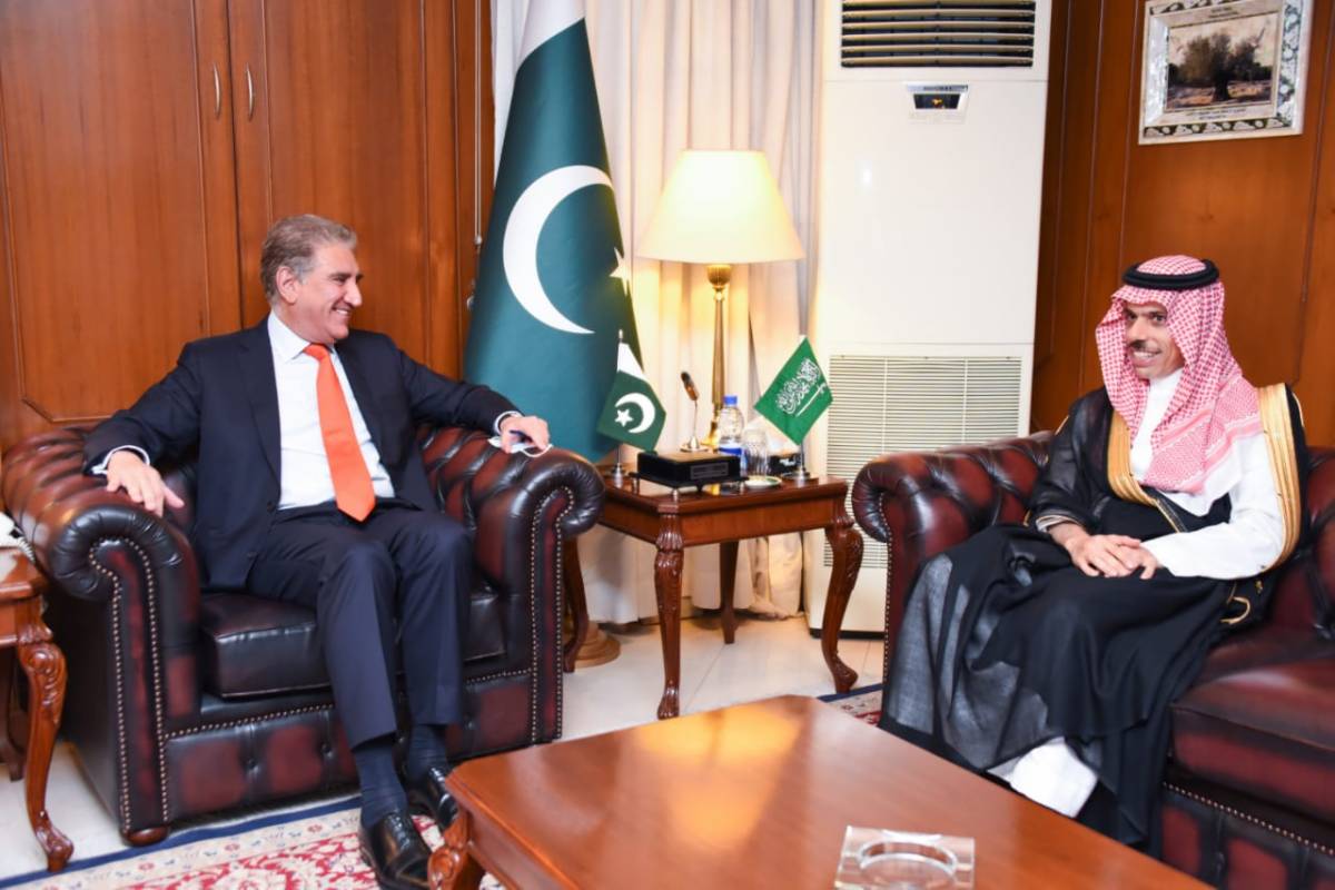 saudi-arabia-has-shown-clarity-in-supporting-pakistan-on-kashmir-issue-fm