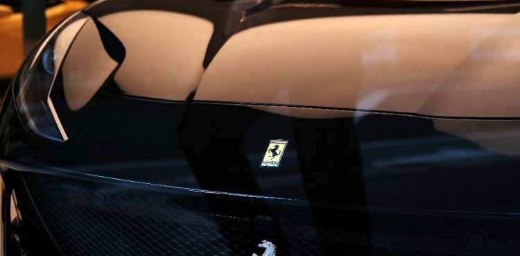 ferrari-plans-electric-car-debut-only-after-2025